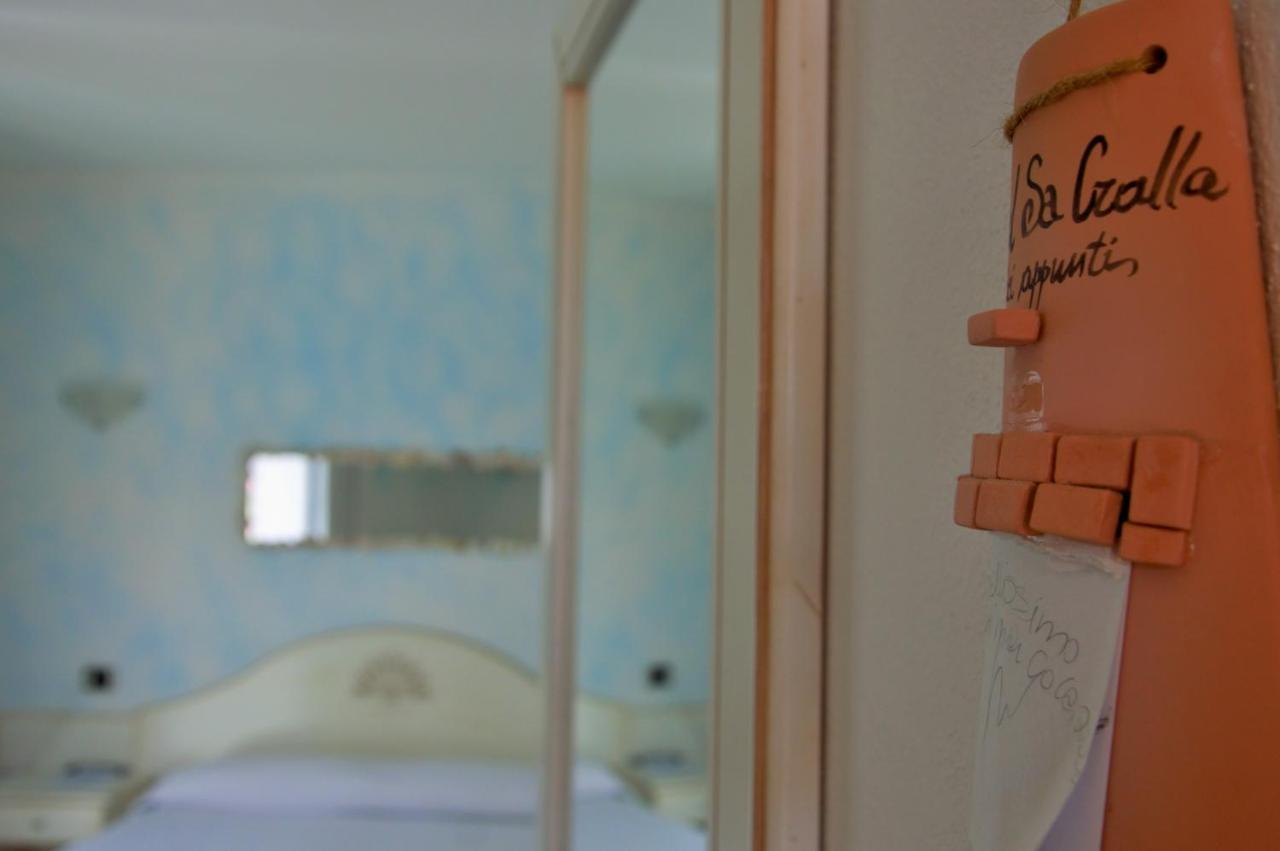 Hotel Sa Cralla Villasimius Buitenkant foto