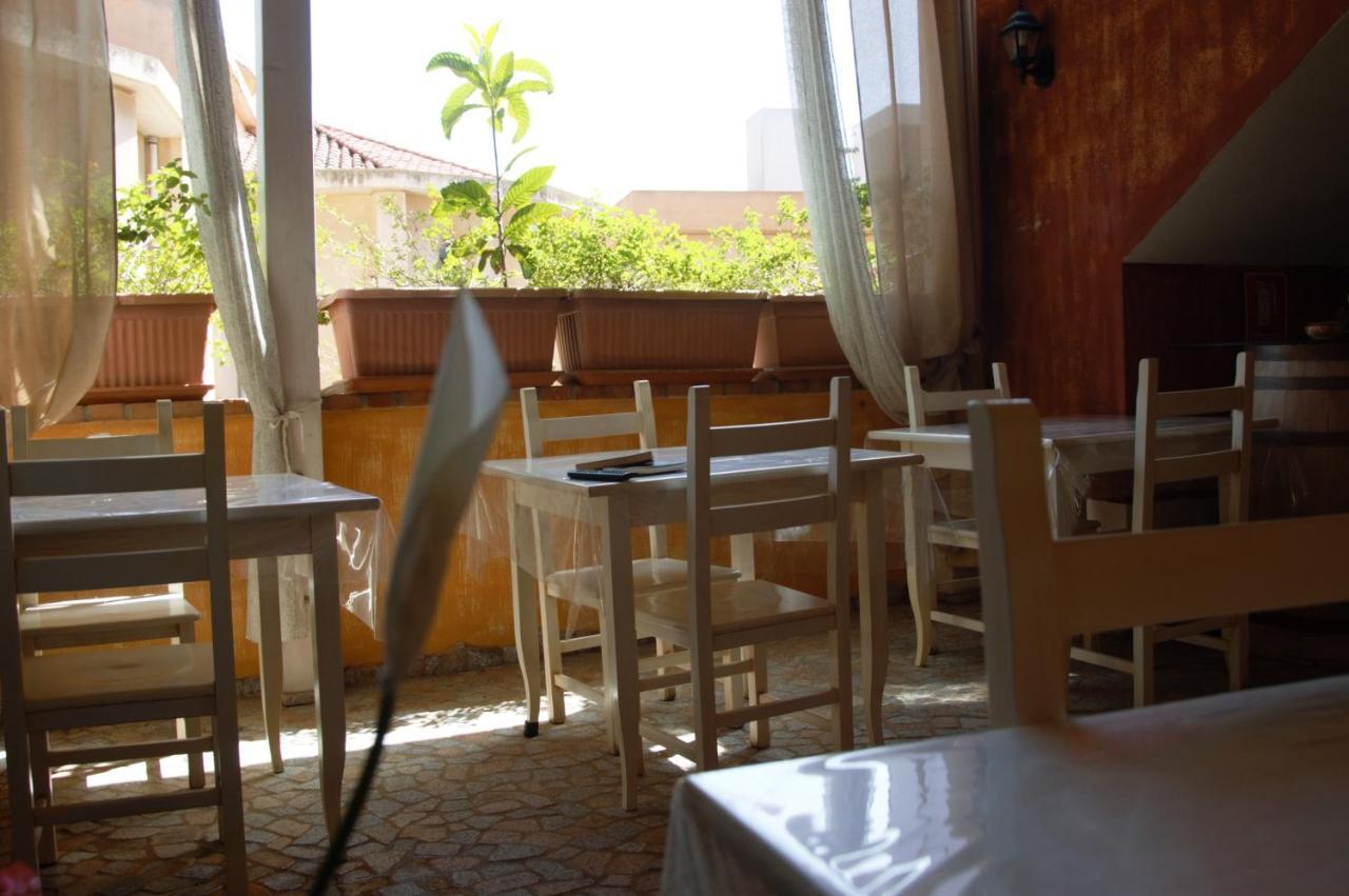 Hotel Sa Cralla Villasimius Buitenkant foto