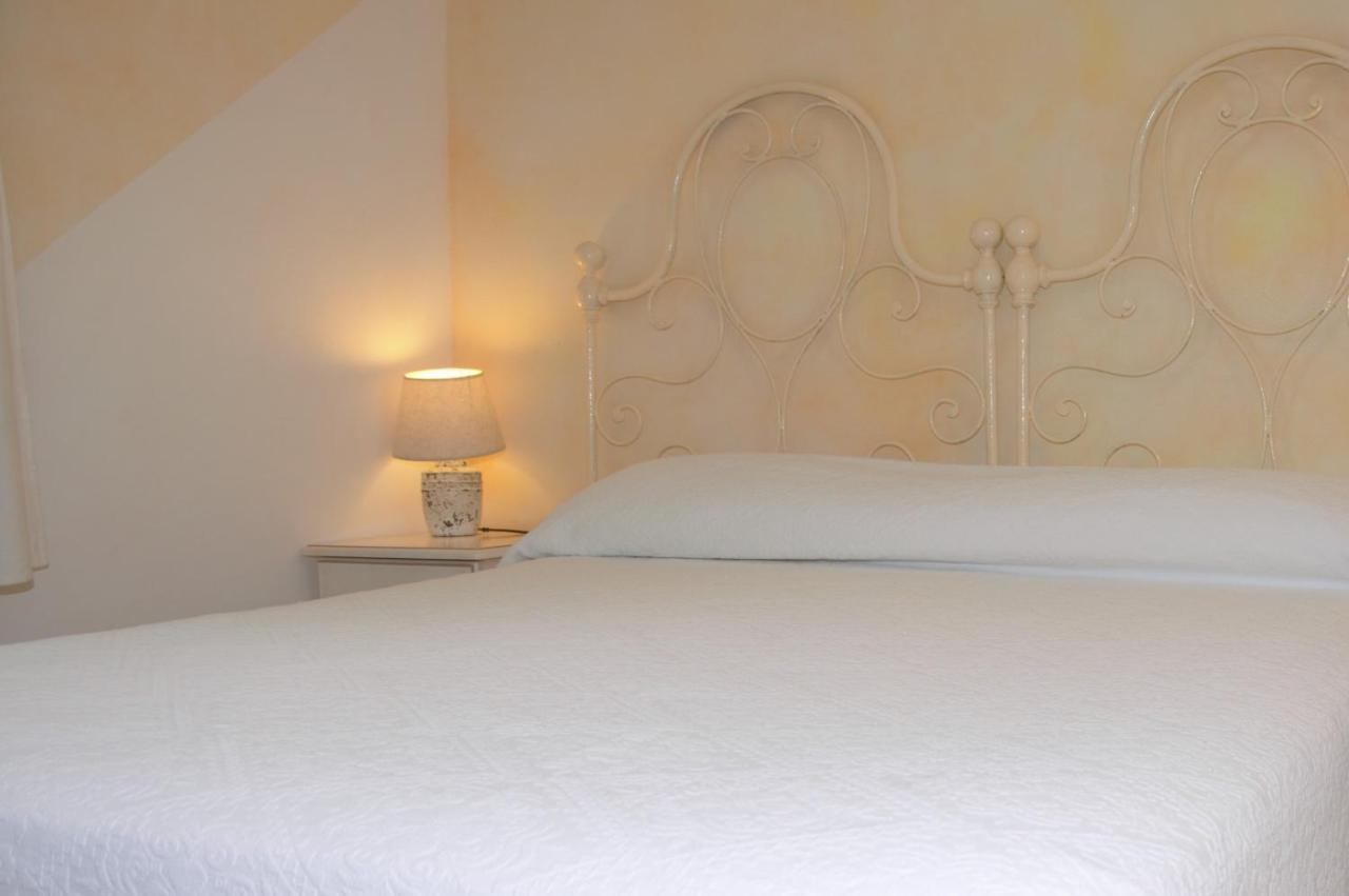Hotel Sa Cralla Villasimius Buitenkant foto