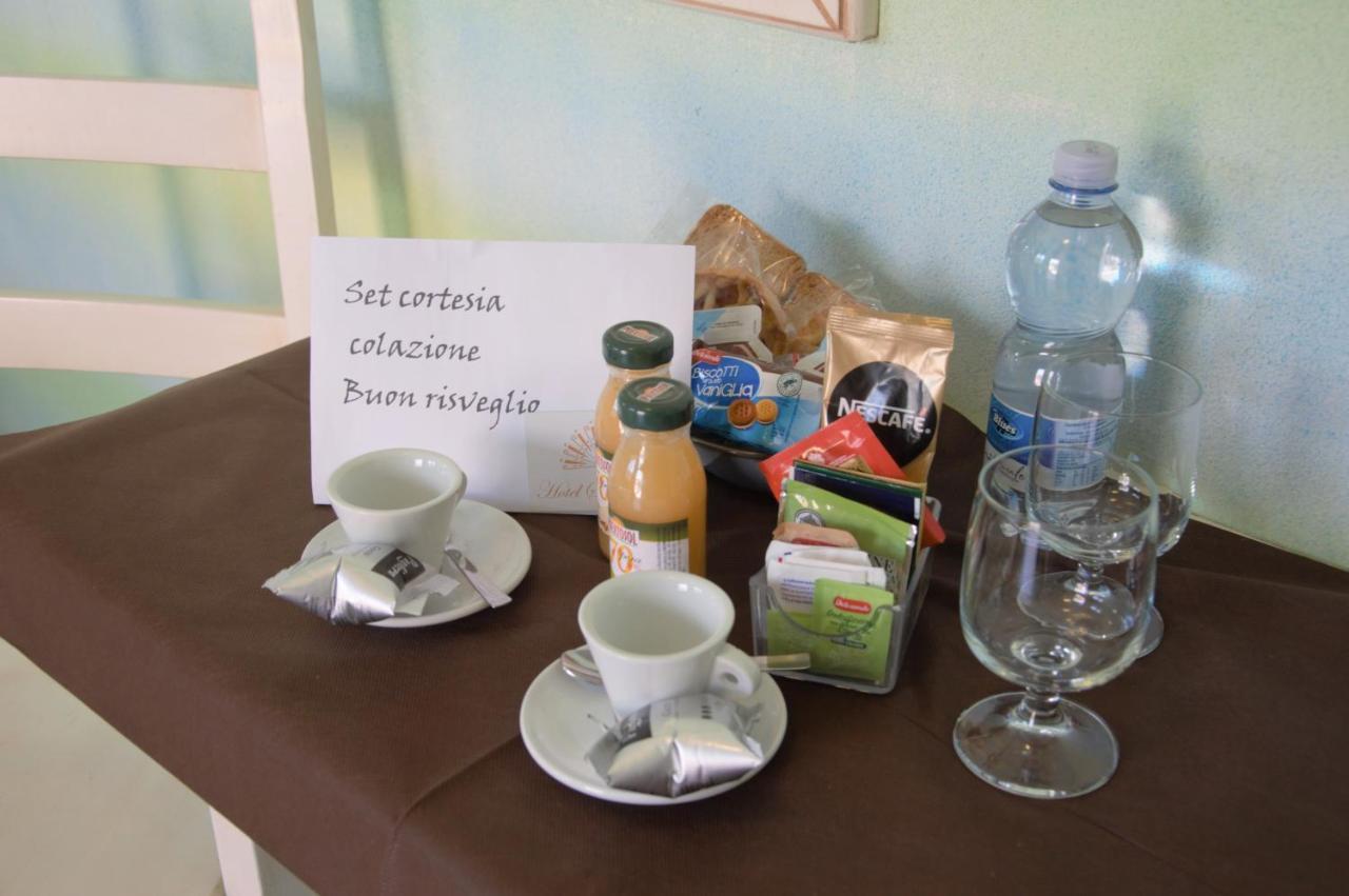 Hotel Sa Cralla Villasimius Buitenkant foto