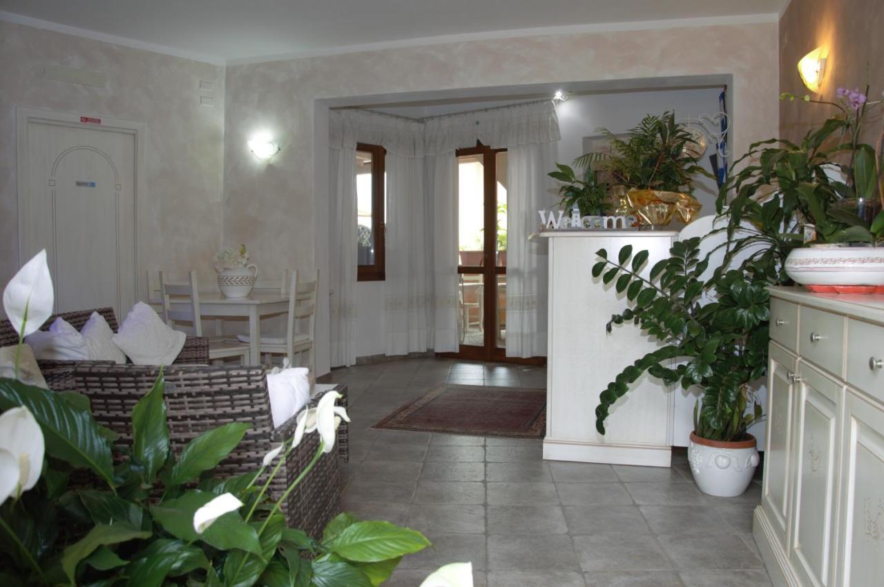Hotel Sa Cralla Villasimius Buitenkant foto