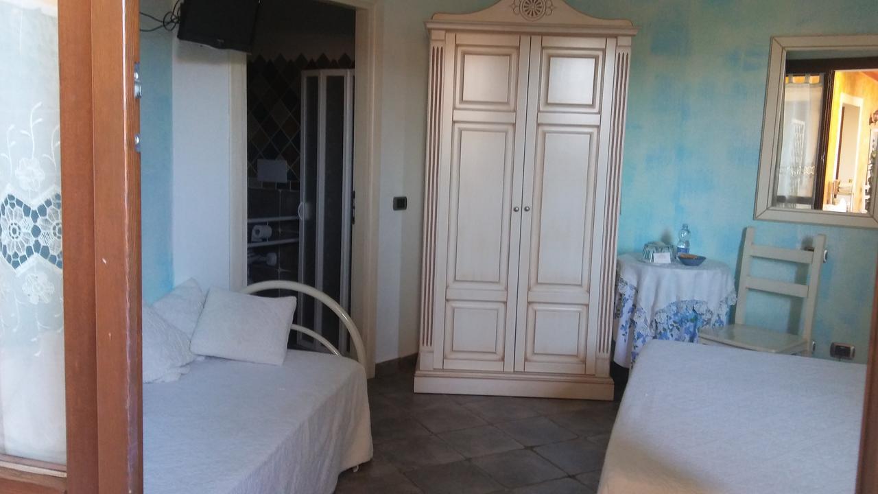 Hotel Sa Cralla Villasimius Buitenkant foto